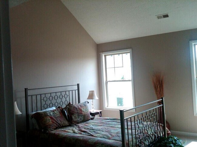 Building Photo - 3189 Sweet Clover Ln