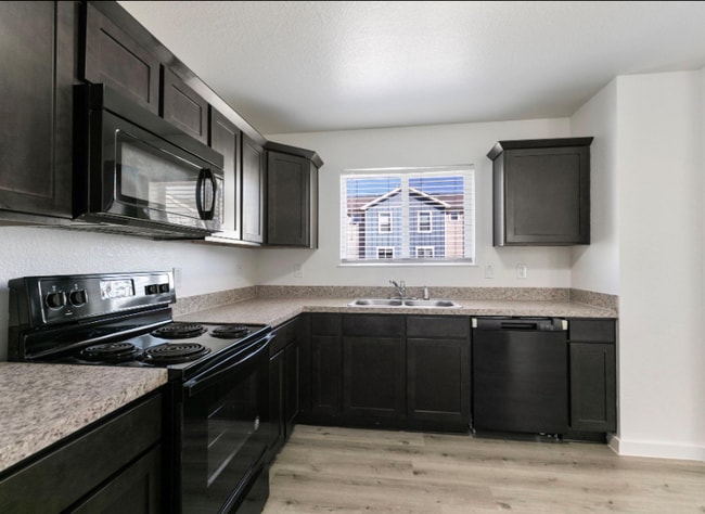 Building Photo - 21155 Gosling Rd