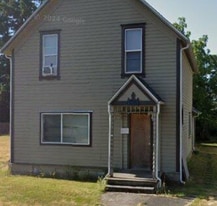 Building Photo - 424 123rd St S