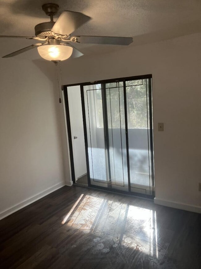 Building Photo - 378 SE Lake Forest Pl