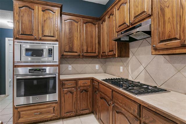 Building Photo - 10145 Red Bluff Ln