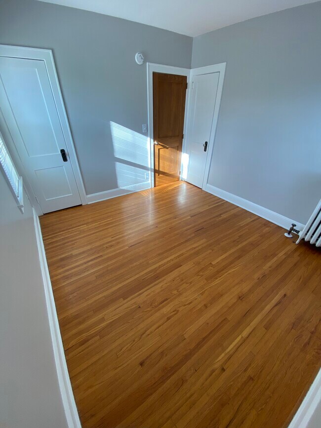 Bedroom - 4247 Cedar Ave S