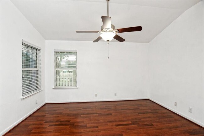 Building Photo - 1508 Rices Crossing Ln