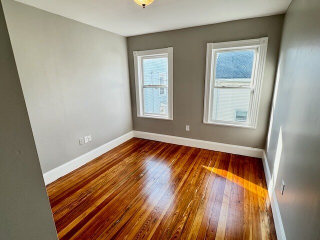 Building Photo - 33 Adamson St