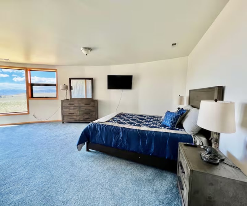 Building Photo - 60 Log Cabin Ln