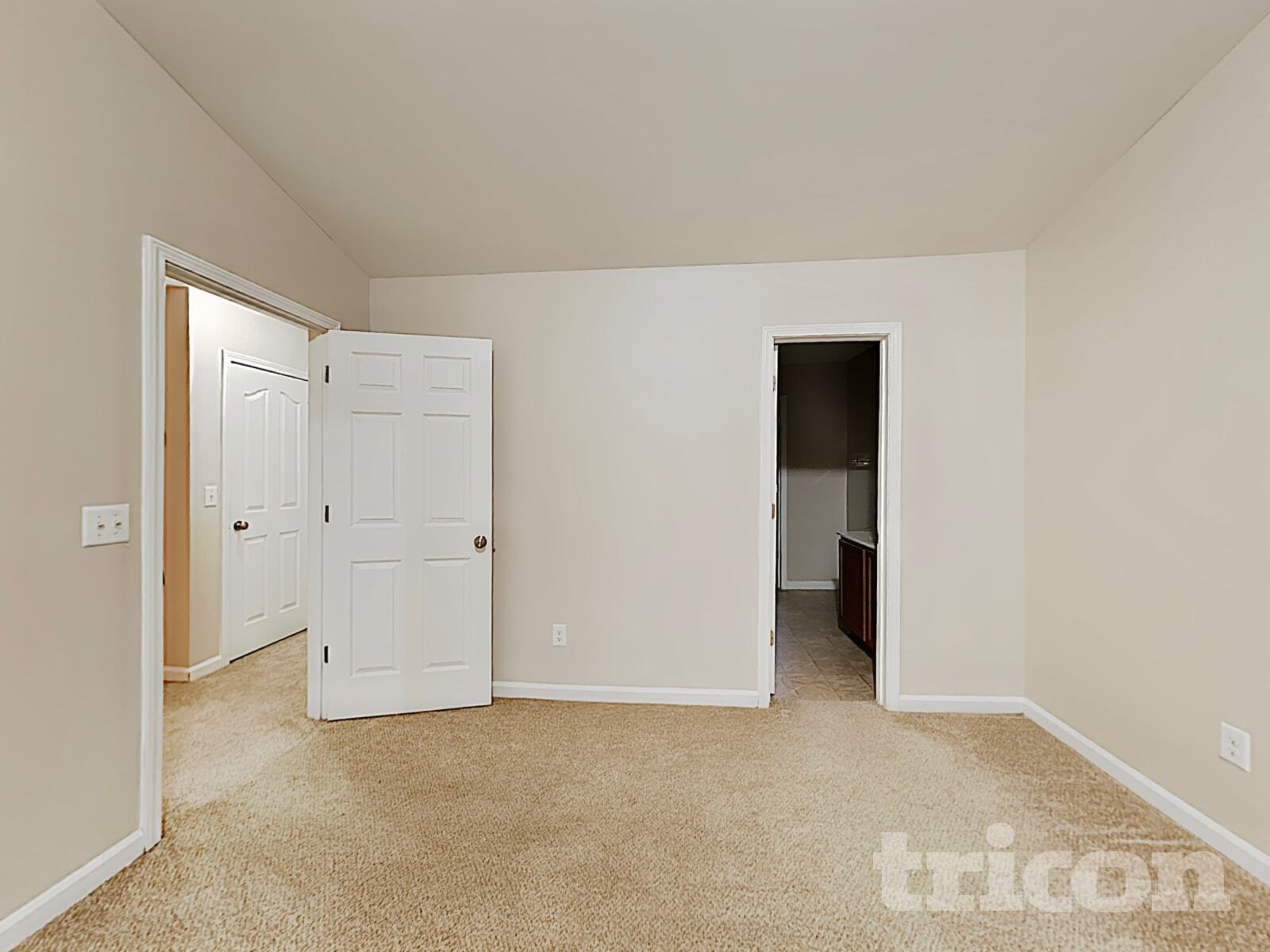 Building Photo - 4740 Brewer Dr