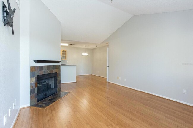 Building Photo - 10263 Gandy Blvd N