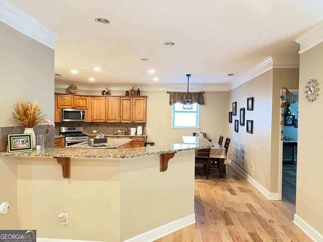 Building Photo - 5510 Ivy Nole