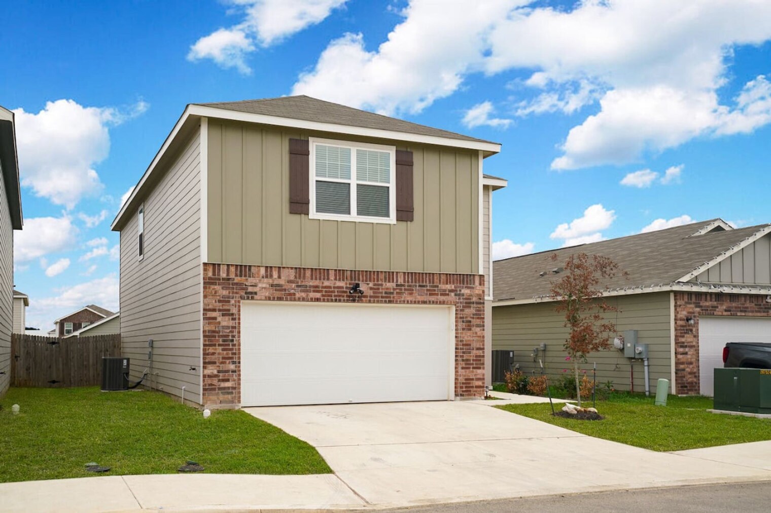 Building Photo - 12626 Galatea