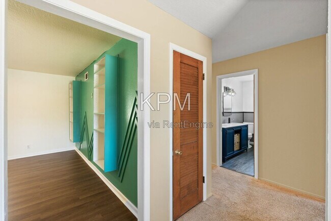 Building Photo - 2155 Portola Ave
