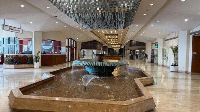 Building Photo - 999 Brickell Bay Dr