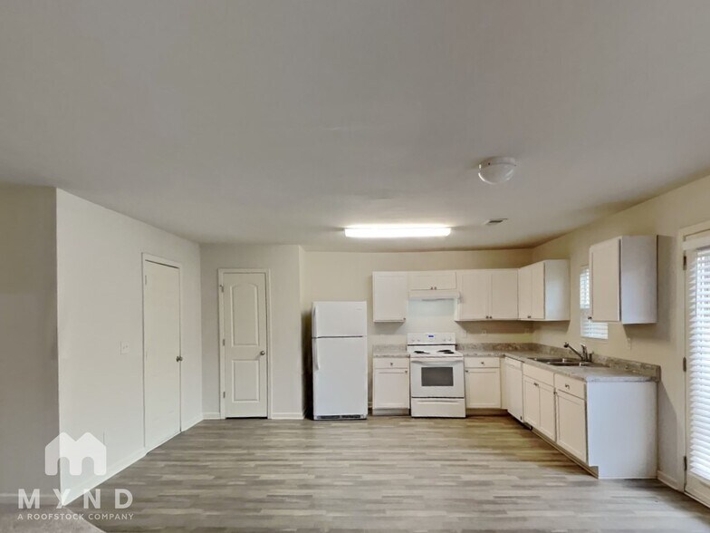 Building Photo - 344 Freeman Cir