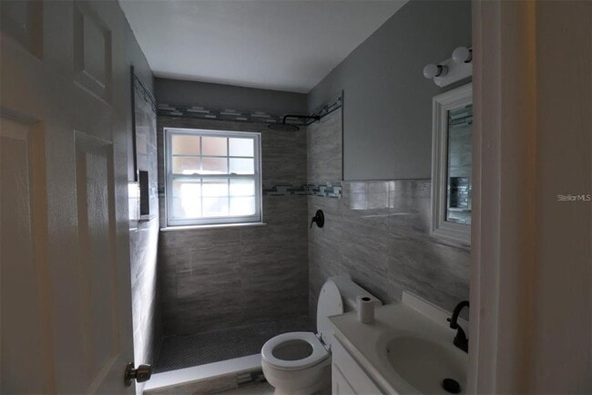 Building Photo - 1602 S Lady Mary Dr