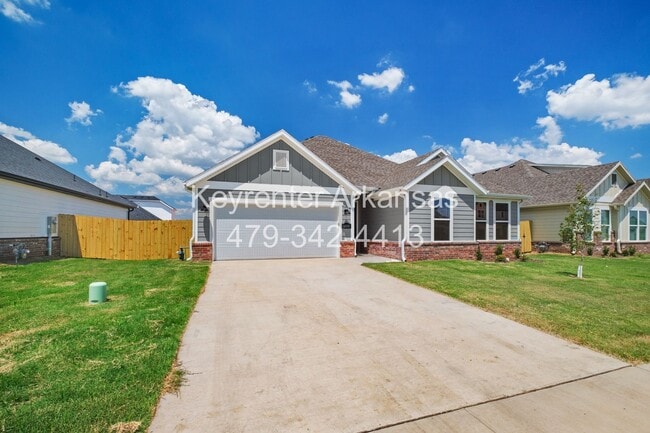 Building Photo - Live New in Bentonville | 3BR Beauty with Backyard