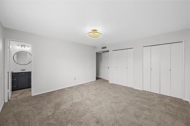 Building Photo - 4940 Watkins Dr