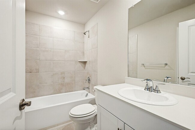 Building Photo - 3409 Copperwood Dr