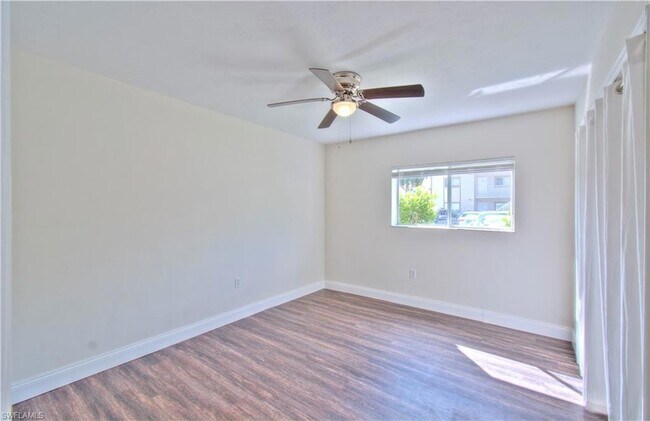 Building Photo - 2385 Naples Trace Cir