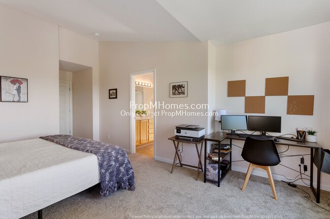 Building Photo - Four Bedroom Home with Amazing Views in Bull Mountain!