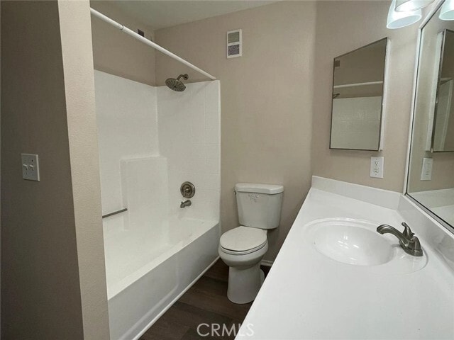Building Photo - 1200 Gaviota Ave