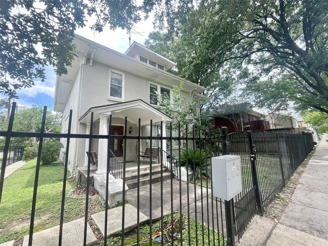 Building Photo - 418 Branard St