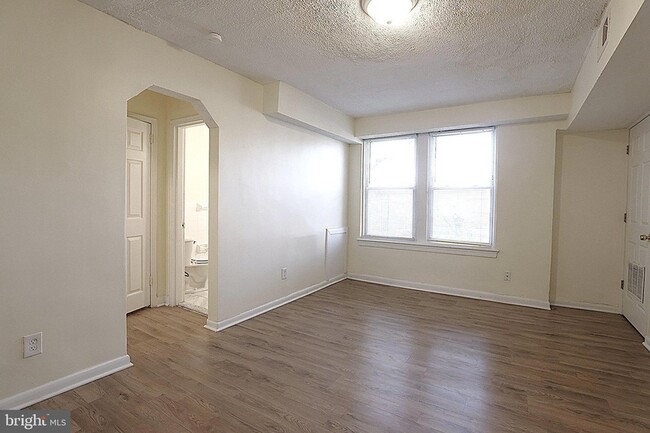 Building Photo - 4329 Halley Terrace SE