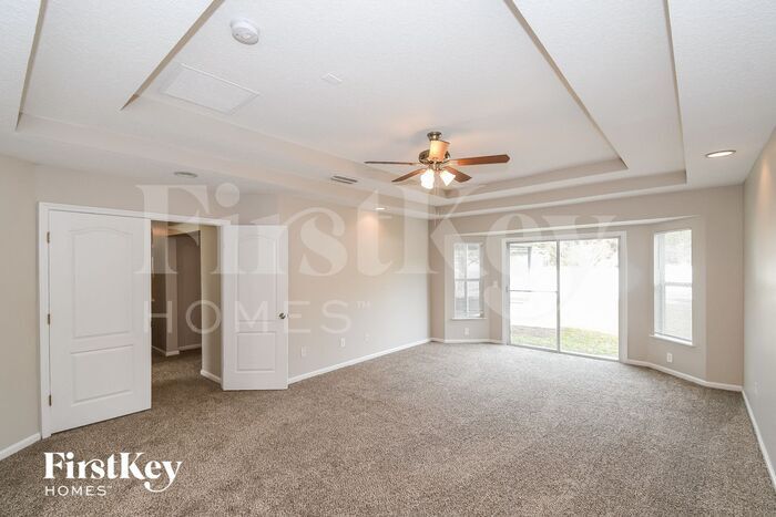 Building Photo - 741 Martin Lakes Dr E