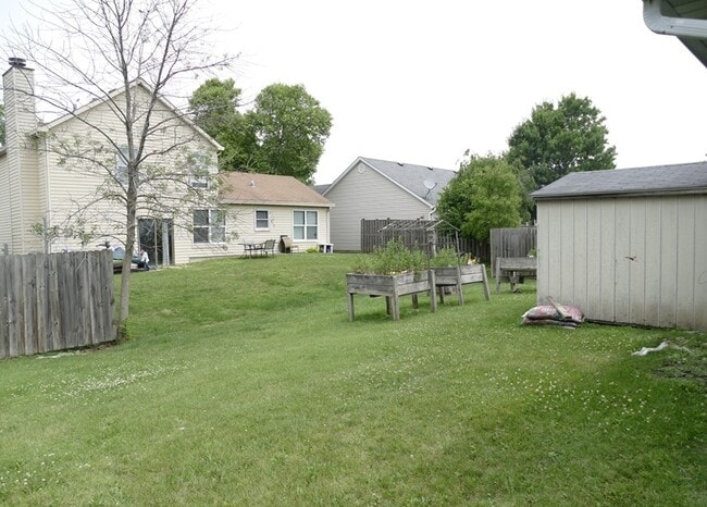 Building Photo - 1076 Crestwood Ln