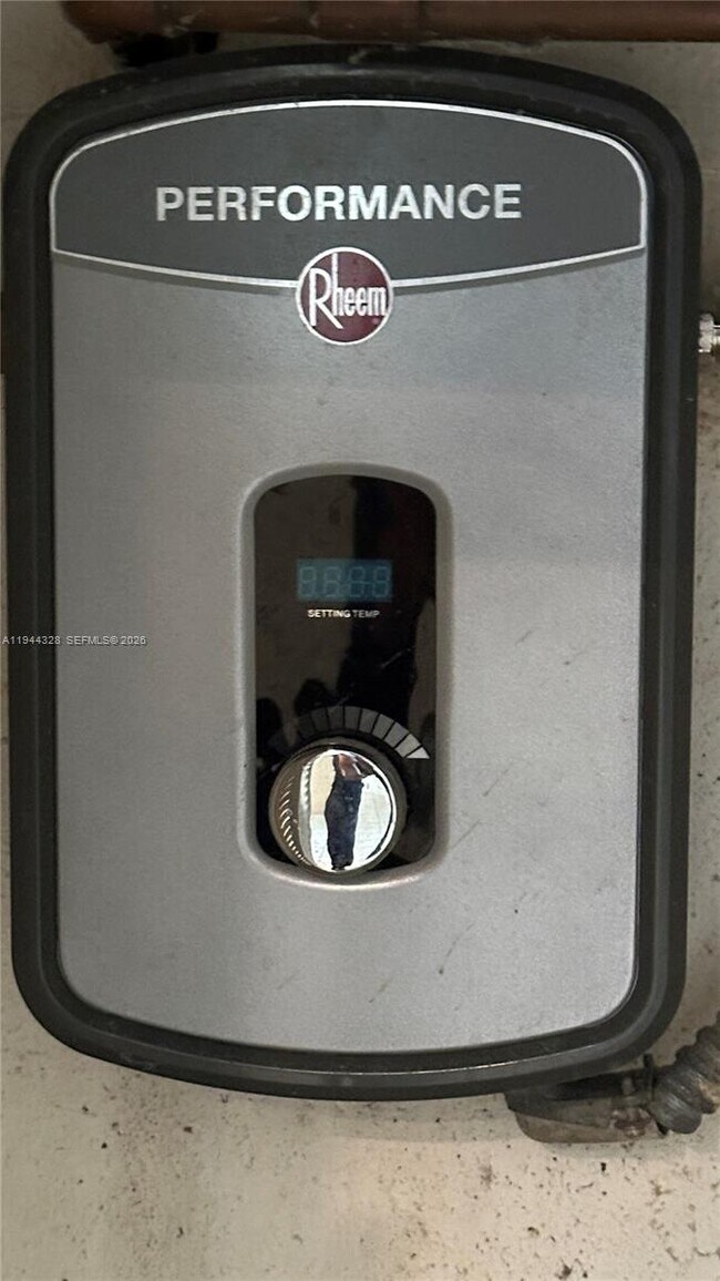 Building Photo - 3985 W McNab Rd