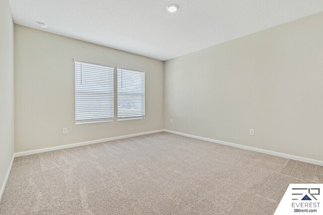 Building Photo - 5 Birchfield Pl