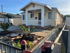 Building Photo - 517 N Rural Dr