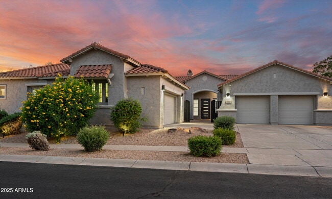 Building Photo - 1705 W Parnell Dr