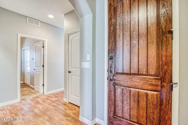 Building Photo - 14509 Holly Springs