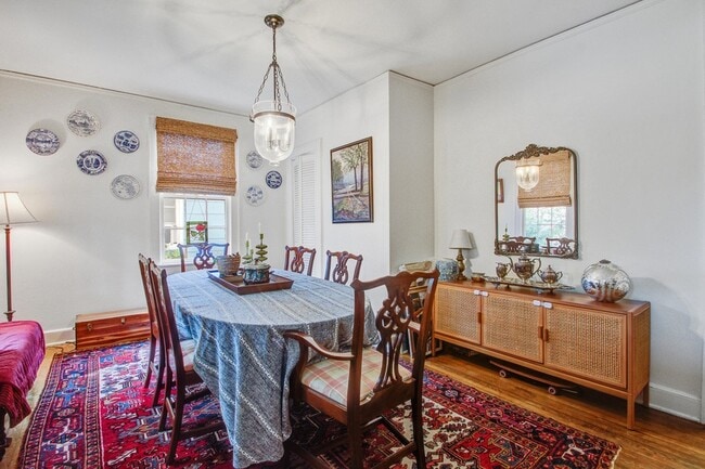 Building Photo - 4420 S Rhett Ave