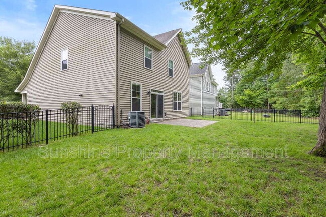 Building Photo - 22252 Charthouse Ln