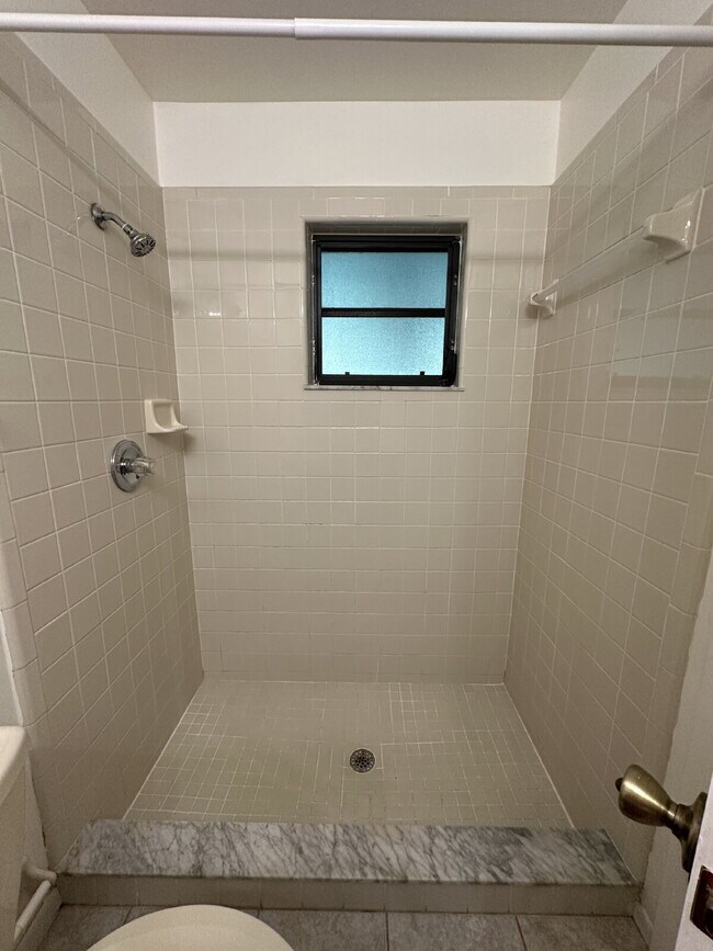 Building Photo - Lovely 2-Bedroom Townhouse in St. Cloud - Spacious 1023 Sq Ft with 2 Full Baths