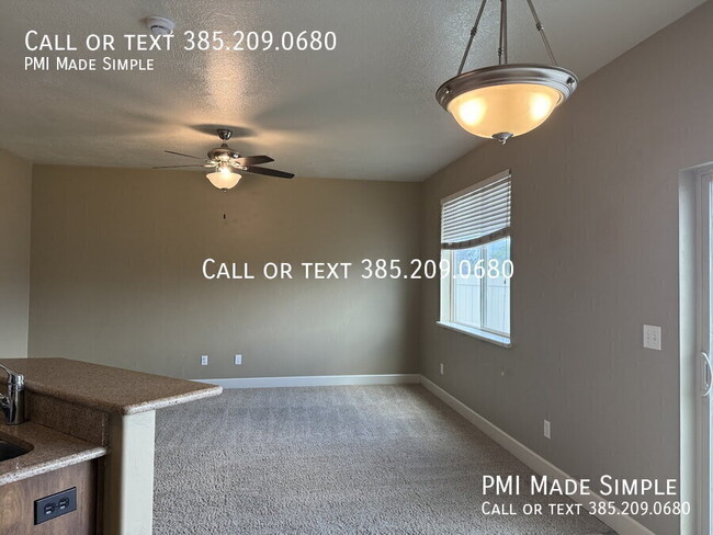 Building Photo - 1282 Baycrest Dr
