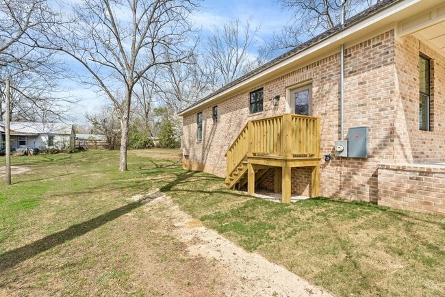 Building Photo - 604 Martin Luther King Blvd