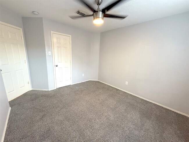 Building Photo - 2414 Alcove Foster Ct