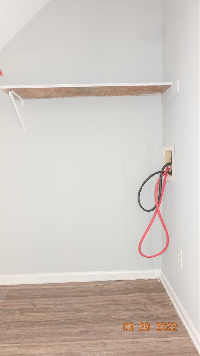 Building Photo - 5723 Aftonshire Dr