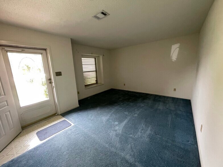 Front Entry & Living Room - 2718 19th Ave N