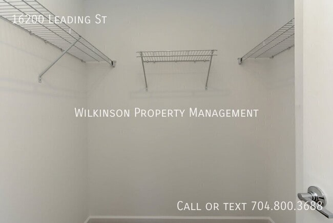 Building Photo - 16200 Leading St