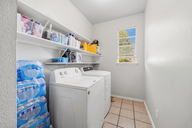 Building Photo - 111 Brazos Ln