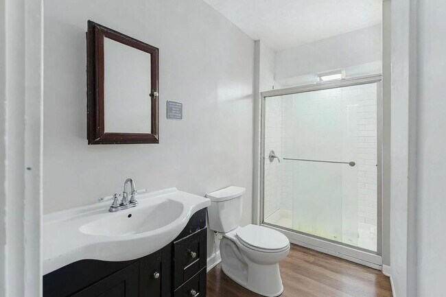 Building Photo - 196 W 8th Ave