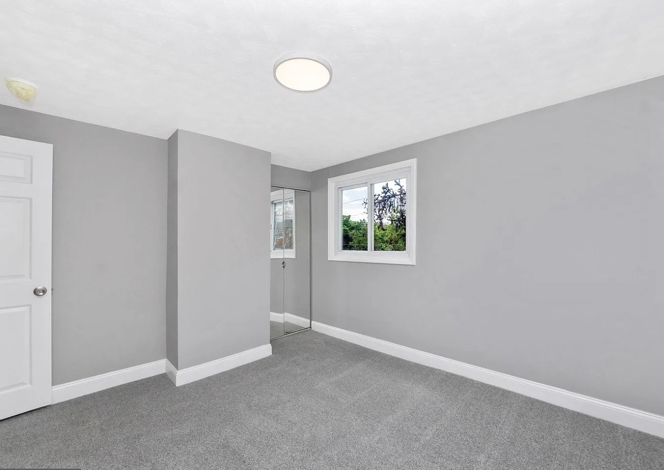 Building Photo - 2100 Ashburton St