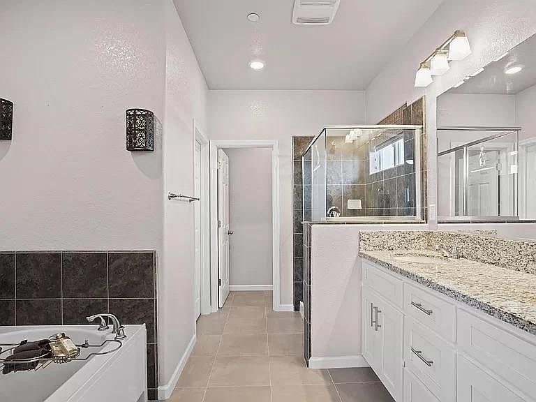 Building Photo - 2016 Fairhaven St