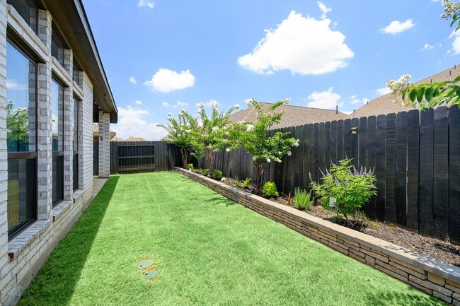 Building Photo - 6206 Glenwick Park Rd