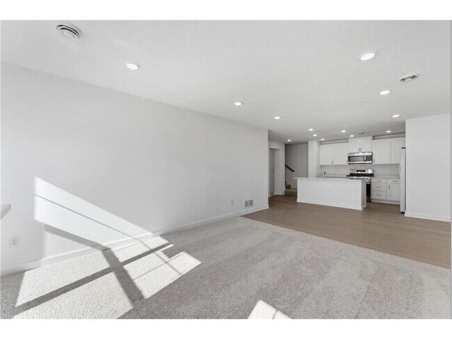 Building Photo - 15011 Adare Way