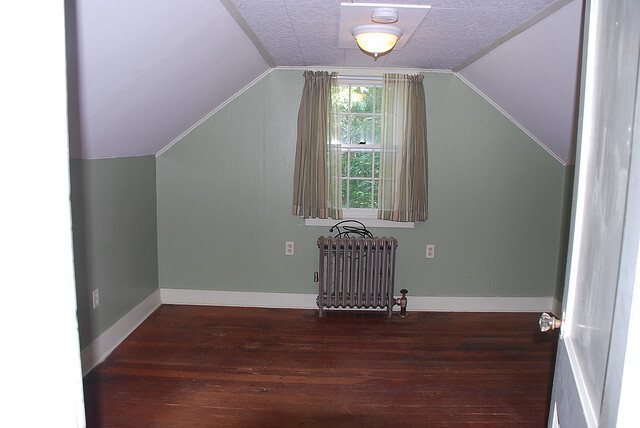 Upstairs bedroom #2 - 743 Storrs Rd