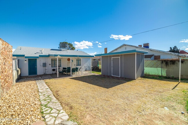 Building Photo - 4505 Pershing Dr