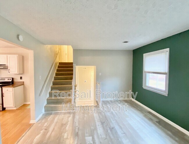 Building Photo - 107 Opal Dr